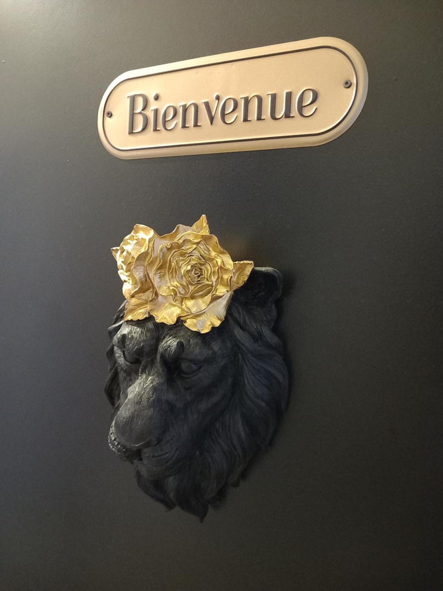 Les Loges Du Theatre Degustation Champagne Offerte Jacuzzi Sauna Jeux Velos Maison Prive 150M2 Historique 14Pers Max Emplacement Exceptionnel Et Chic, 200M De L'Avenue De Champagne, Gare, Musee, Jardins, Restaurations, Toutes Commodites 埃佩尔奈 外观 照片