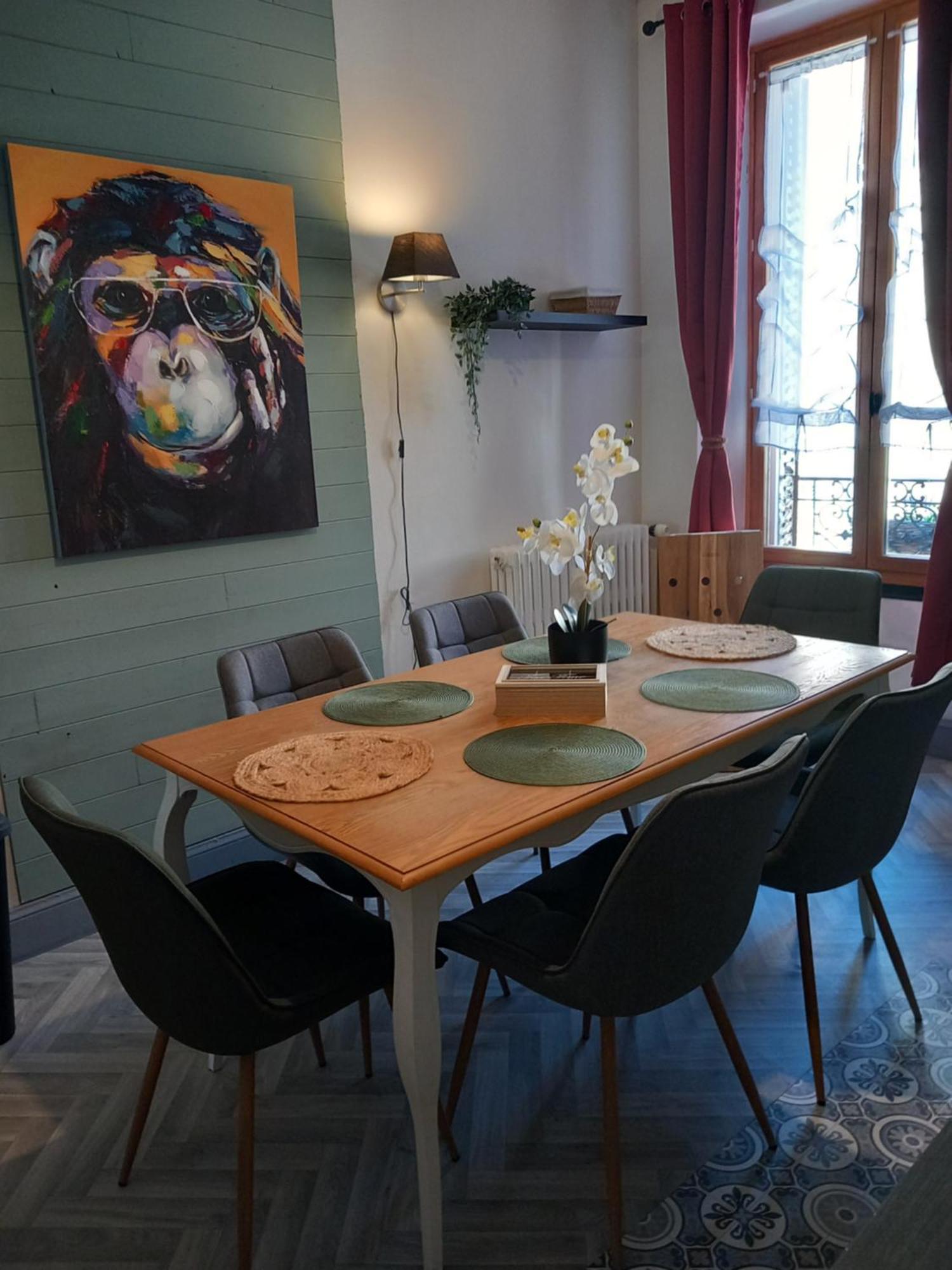 Les Loges Du Theatre Degustation Champagne Offerte Jacuzzi Sauna Jeux Velos Maison Prive 150M2 Historique 14Pers Max Emplacement Exceptionnel Et Chic, 200M De L'Avenue De Champagne, Gare, Musee, Jardins, Restaurations, Toutes Commodites 埃佩尔奈 外观 照片