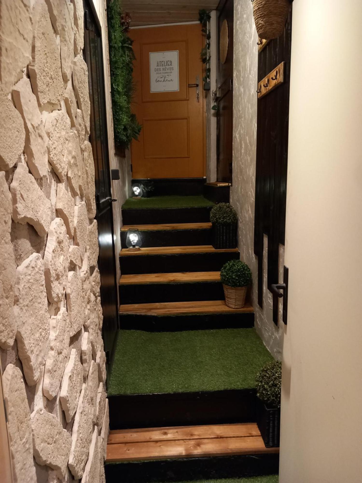 Les Loges Du Theatre Degustation Champagne Offerte Jacuzzi Sauna Jeux Velos Maison Prive 150M2 Historique 14Pers Max Emplacement Exceptionnel Et Chic, 200M De L'Avenue De Champagne, Gare, Musee, Jardins, Restaurations, Toutes Commodites 埃佩尔奈 外观 照片